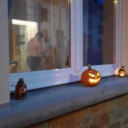 Hébergement de vacances Maison Touristique à Avec Jardin *